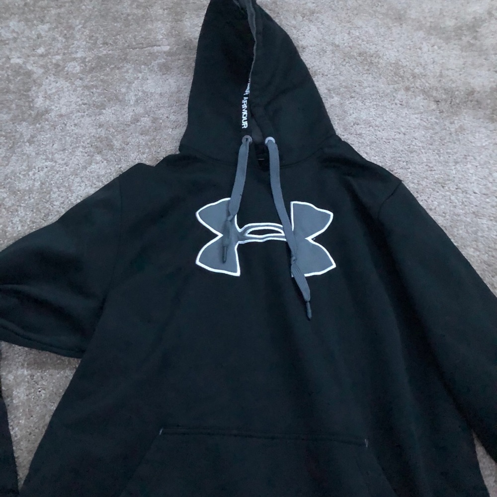 under armor sweatshirt